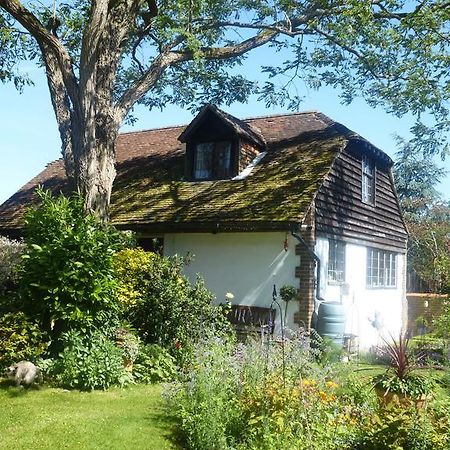 Strawberry Cottage B&B Hedge End Esterno foto