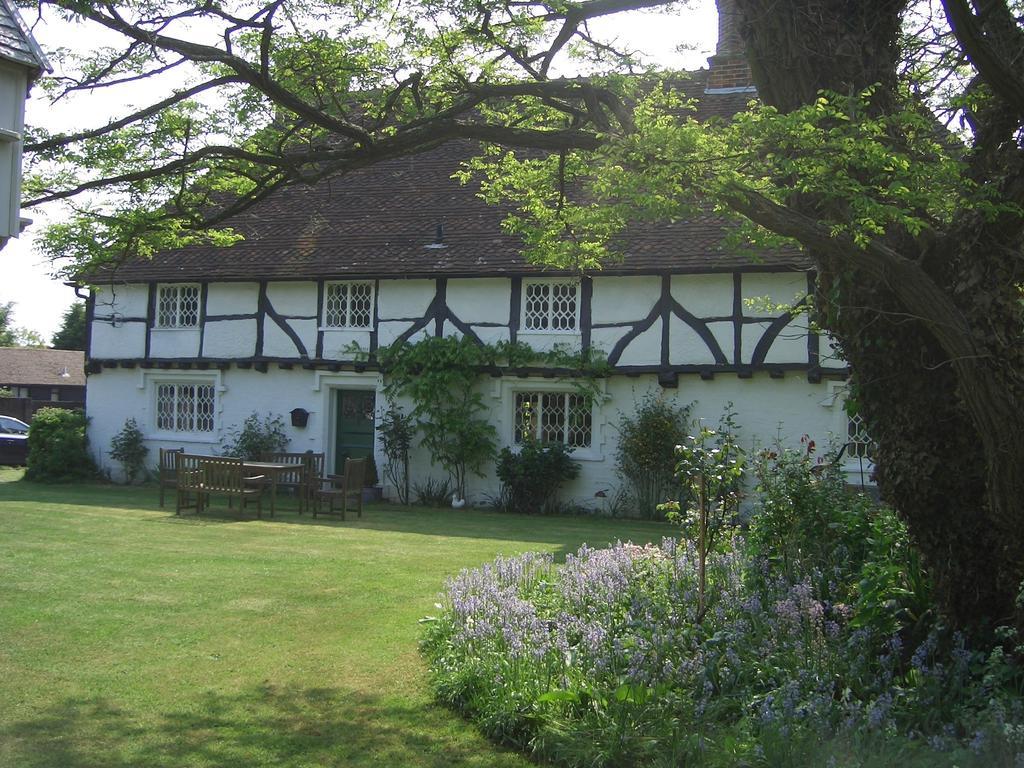 Strawberry Cottage B&B Hedge End Esterno foto