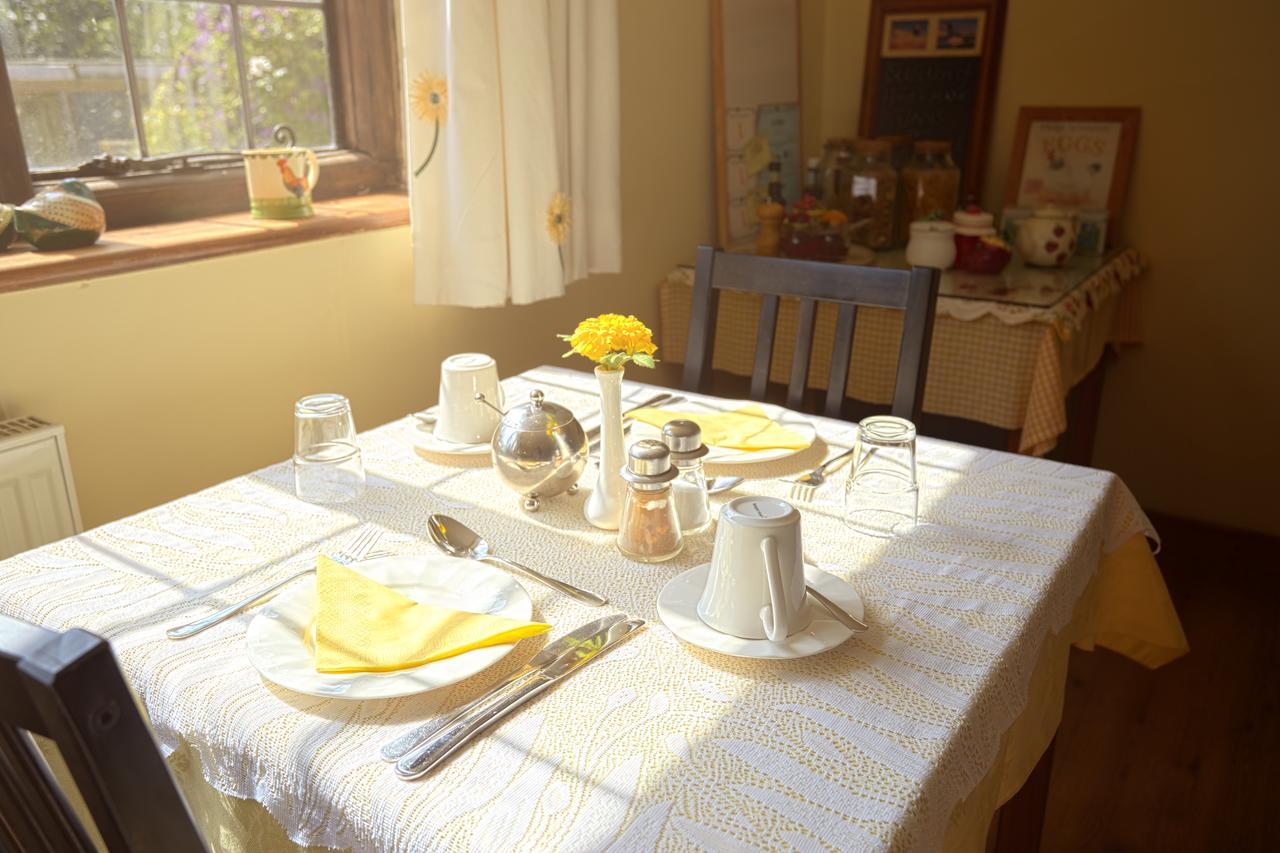 Strawberry Cottage B&B Hedge End Esterno foto